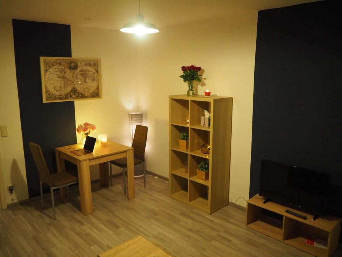Apartment Walter-meckauer-straße *